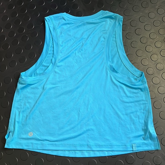 Lululemon Ultralight Waist-Length Tank Top in aqua blue - Picture 2 of 3